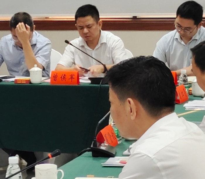 云顶集团3118企业董事长曾侯军出席“民企兴县 跨越同行”助力绥宁县乡村振兴座谈会